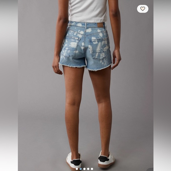 AE Strigid Super High-Waisted Relaxed Denim Short - Picture 2 of 6